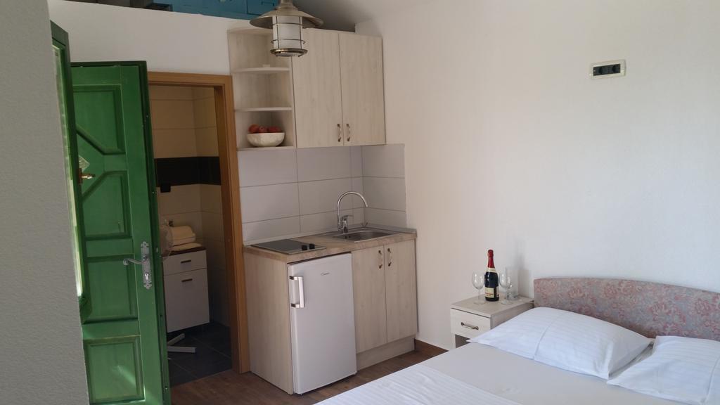 Apartments Vile Holiday Živogošće Exteriör bild
