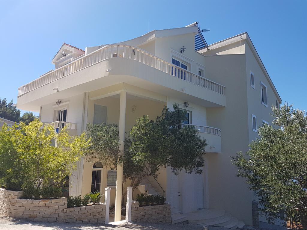 Apartments Vile Holiday Živogošće Exteriör bild