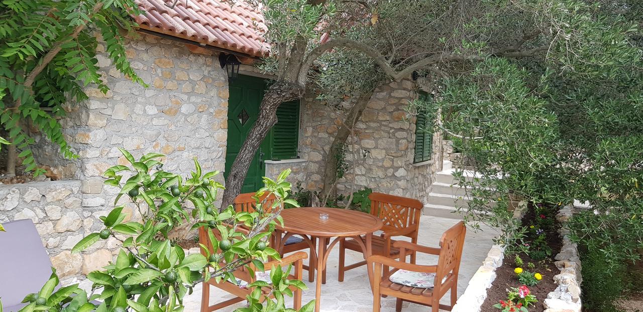 Apartments Vile Holiday Živogošće Exteriör bild